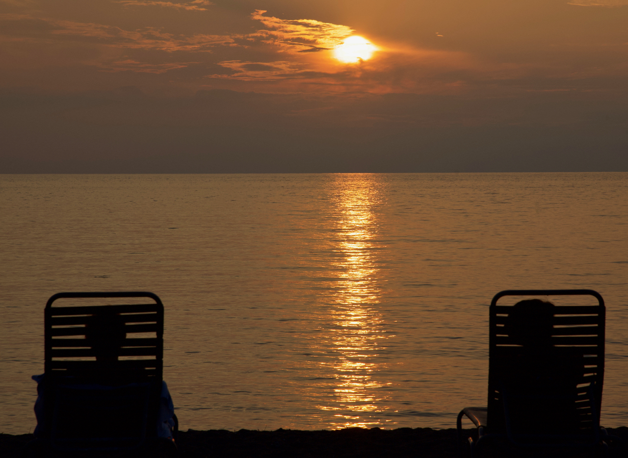 It's Sunset Time - Mostly Entertainment It's Sunset Time - Mostly Entertainment