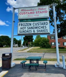 Gilles Frozen Custard Sign